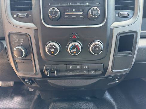 Used 2018 RAM 3500 Tradesman w/ Chrome Appearance Group AWD/4WD image 20