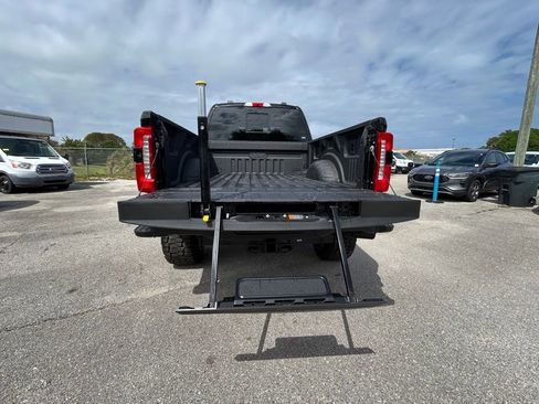 New 2026 Ford F250 Lariat w/ Black Appearance Package image 33