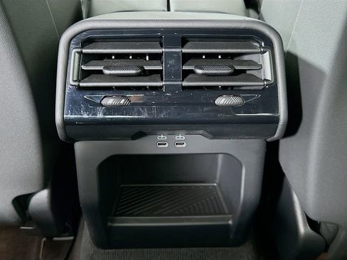 Used 2025 BMW 530i image 26