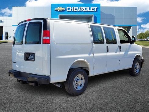 New 2025 Chevrolet Express 2500 w/ Driver Convenience Package image 3