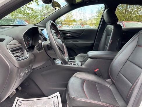 Used 2024 Chevrolet Equinox RS w/ RS Leather Package AWD/4WD image 17