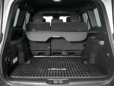 Used 2025 Lexus GX 550 AWD/4WD image 11