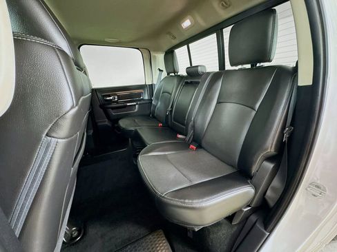 Used 2014 RAM 1500 Laramie w/ Convenience Group image 20