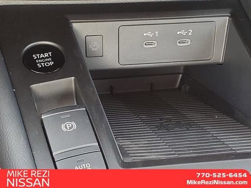 New 2026 Nissan Kicks SR image 17