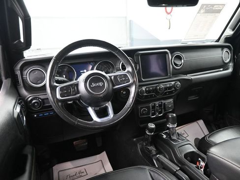 Used 2023 Jeep Wrangler Unlimited Sahara w/ Cold Weather Group AWD/4WD image 25