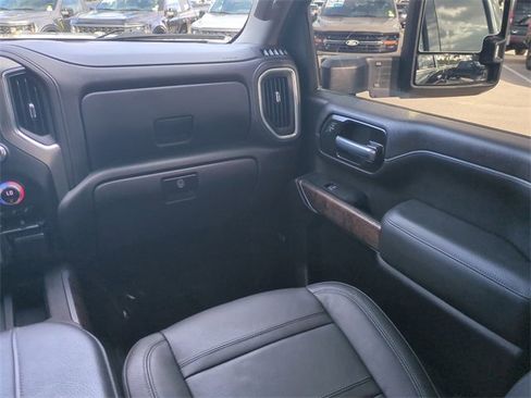 Used 2021 GMC Sierra 2500 Denali image 17
