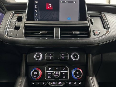 Used 2024 GMC Yukon AT4 w/ Technology Package image 24