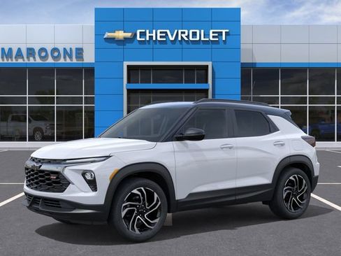 New 2026 Chevrolet TrailBlazer RS w/ Convenience Package FWD image 2