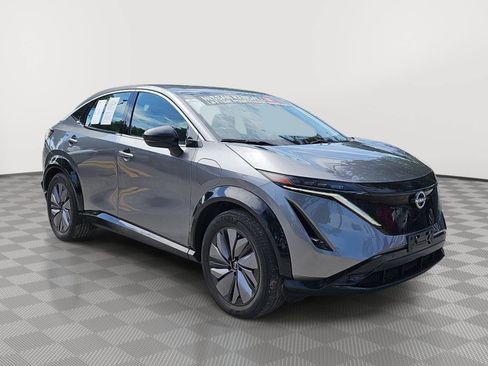 Used 2023 Nissan Ariya FWD image 2