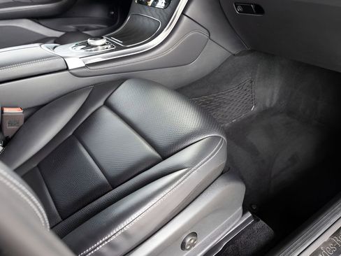Used 2019 Mercedes-Benz GLC 300 image 87