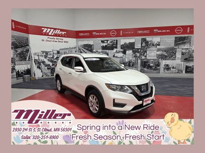 Used 2017 Nissan Rogue SV