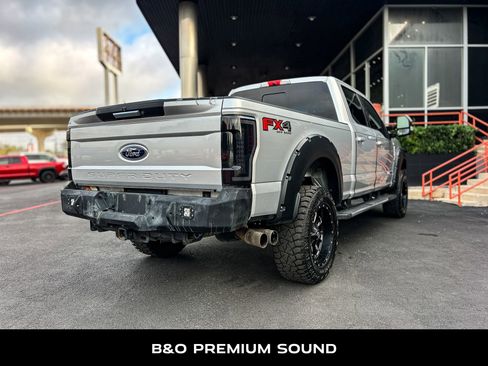 Used 2019 Ford F250 Lariat w/ Lariat Value Package image 8