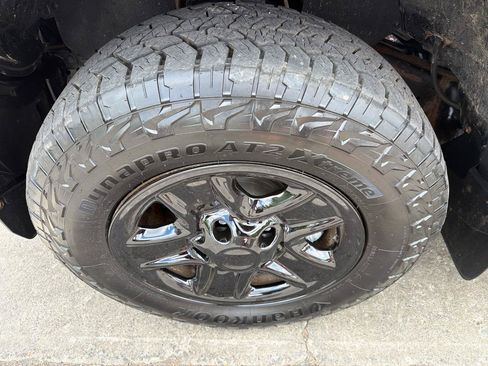 Used 2017 Toyota Tundra SR AWD/4WD image 14
