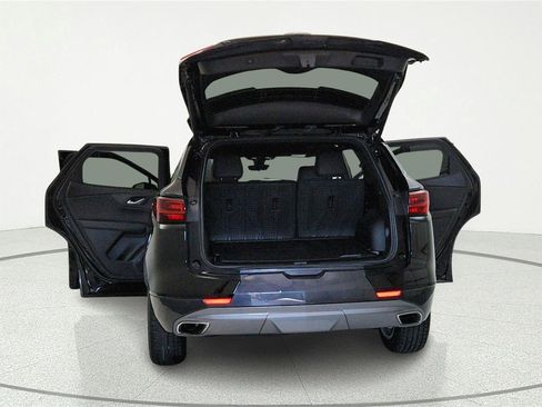 Used 2024 Chevrolet Blazer Premier w/ Driver Confidence II Package FWD image 7