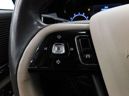 Used 2021 Lincoln Corsair FWD w/ Equipment Group 101A image 27