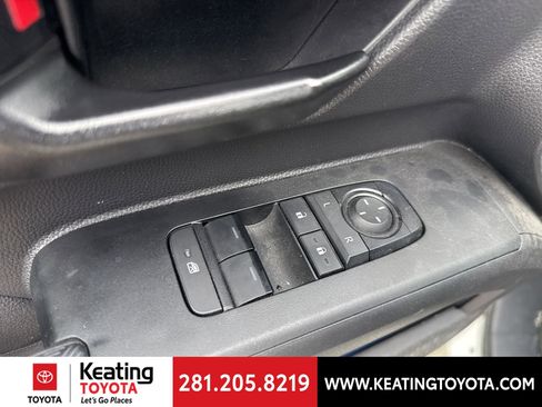 Certified 2025 Toyota Tacoma SR image 11