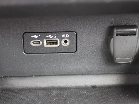 Used 2024 Nissan Altima 2.5 SV FWD image 46