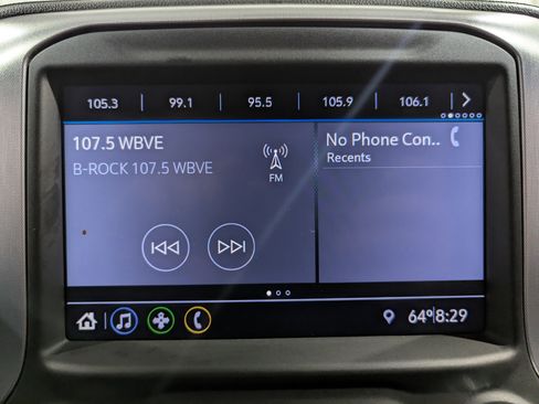 Used 2020 GMC Sierra 1500 Elevation w/ Elevation Value Package image 23