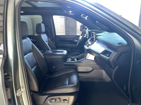 Used 2023 Chevrolet Tahoe LT w/ LT Signature Plus Package AWD/4WD image 21