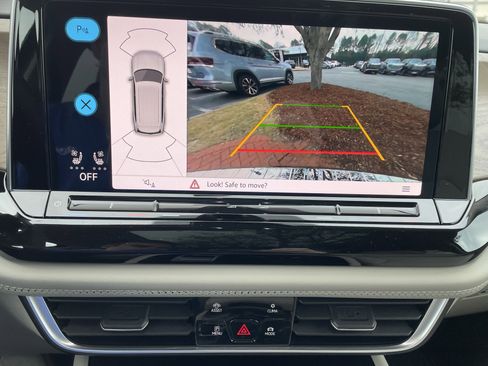 New 2026 Volkswagen Atlas SE FWD image 20