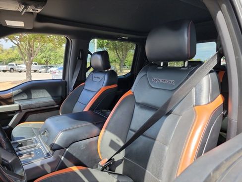 Used 2018 Ford F150 Raptor w/ Equipment Group 802A Luxury AWD/4WD image 13