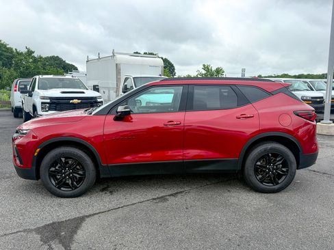 Used 2022 Chevrolet Blazer LT w/ Midnight/Sport Edition AWD/4WD image 4