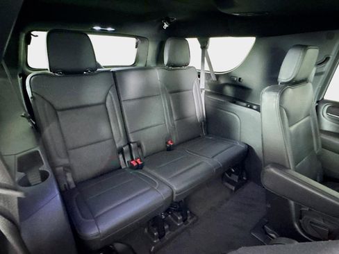 Certified 2021 GMC Yukon XL Denali w/ Denali Premium Package image 28