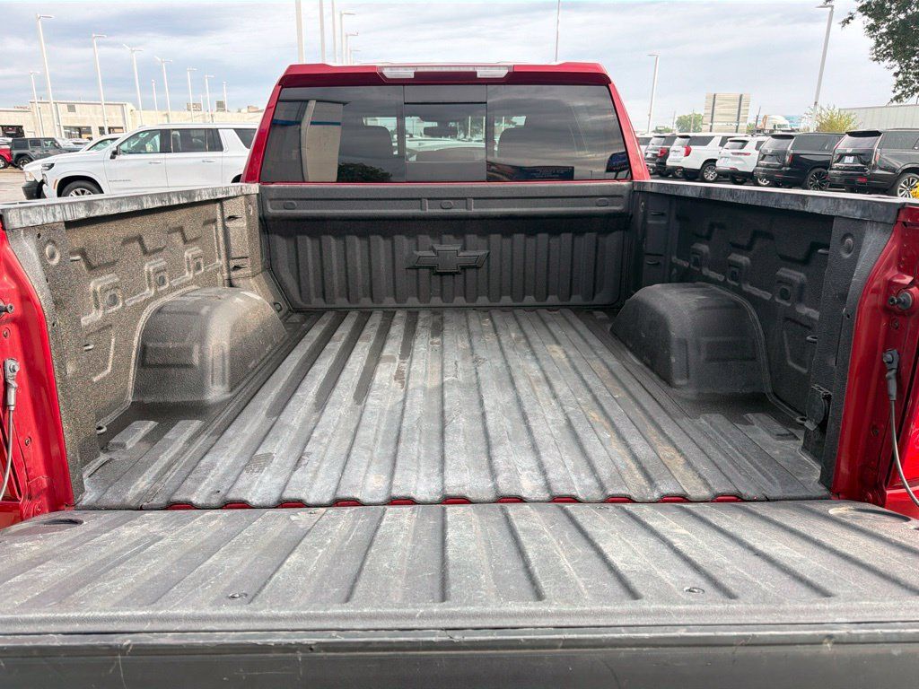 Used 2021 Chevrolet Silverado 1500 LT Trail Boss w/ Convenience Package II AWD/4WD image 14