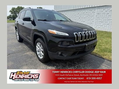 Used 2017 Jeep Cherokee Latitude w/ Cold Weather Group