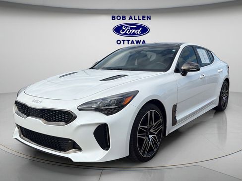 Used 2022 Kia Stinger GT1 w/ Red Interior Color Package AWD/4WD image 9