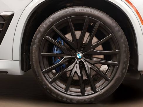 Used 2024 BMW X5 M60i AWD/4WD image 14