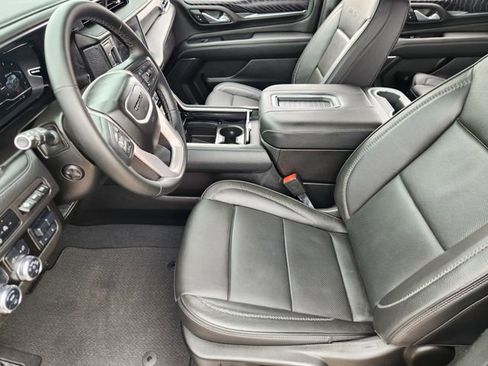 Used 2024 GMC Yukon XL Denali w/ Max Trailering Package RWD image 12