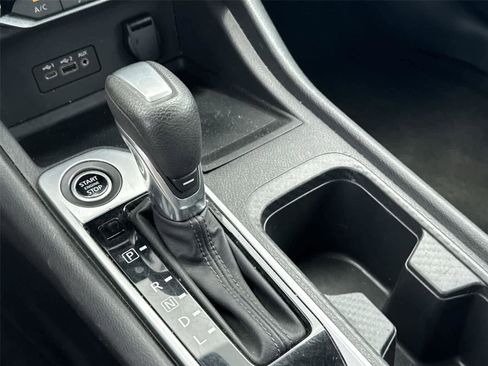 Used 2023 Nissan Sentra SV FWD image 29