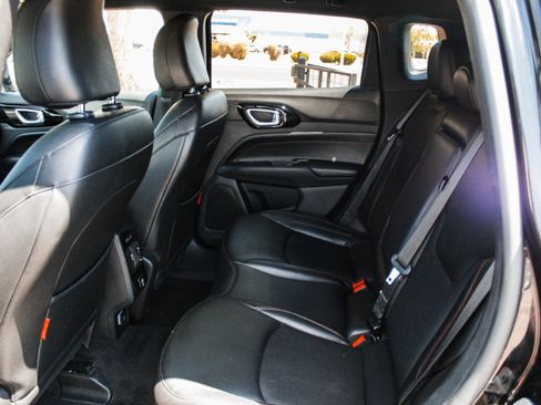 Used 2024 Jeep Compass Trailhawk AWD/4WD image 22