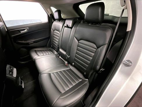 Certified 2022 Ford Edge SEL w/ Convenience Package image 25