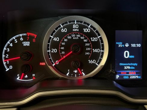 Used 2022 Toyota Corolla SE image 9