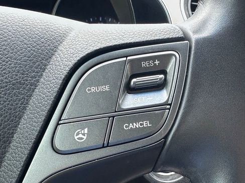 Used 2015 Hyundai Santa Fe Limited FWD image 29