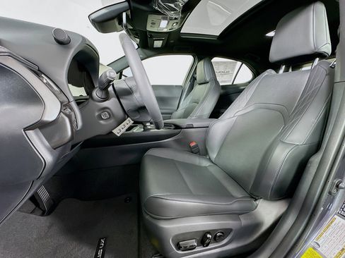 New 2025 Lexus UX 300h AWD image 22