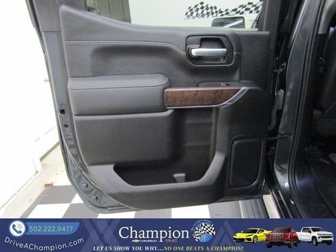 Used 2021 GMC Sierra 1500 Denali w/ Denali Ultimate Package AWD/4WD image 24