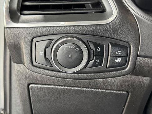 Certified 2024 Ford Edge Titanium AWD/4WD image 16