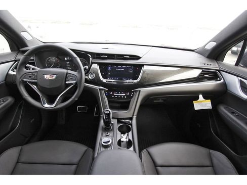 New 2025 Cadillac XT6 Sport w/ LPO, Onyx Lite Package image 9