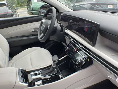 New 2025 Hyundai Tucson SEL image 8