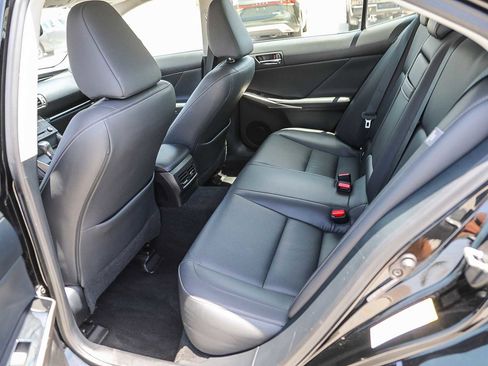 Used 2016 Lexus IS 200t RWD image 18