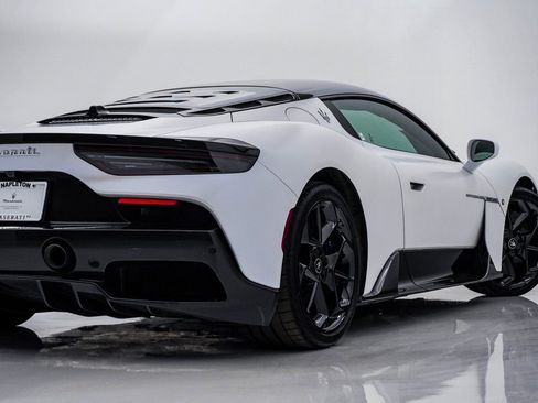 Certified 2022 Maserati MC20 Coupe image 12