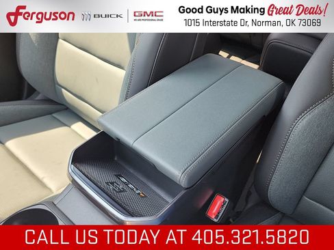 New 2027 GMC Terrain AT4 w/ Convenience Package III AWD/4WD image 33