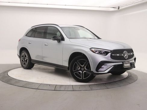 Certified 2026 Mercedes-Benz GLC 300 image 33