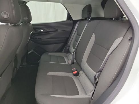 Certified 2023 Chevrolet TrailBlazer LT FWD image 9