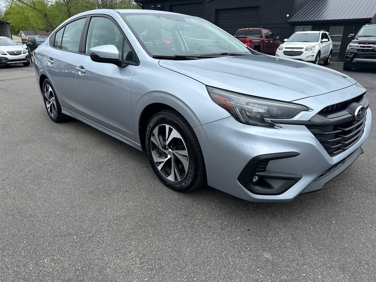 Used 2023 Subaru Legacy Premium AWD/4WD image 1