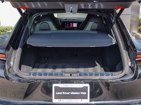 Used 2025 Porsche Panamera 4 image 29