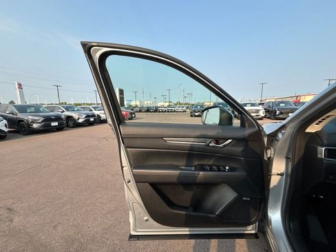 Used 2017 MAZDA CX-5 Grand Touring w/ Premium Package AWD/4WD image 11